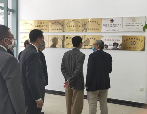 ���帱�г�һ����ȡ������÷����һվʽ�ۺ��з�Ч�͵ļ���ʵ������