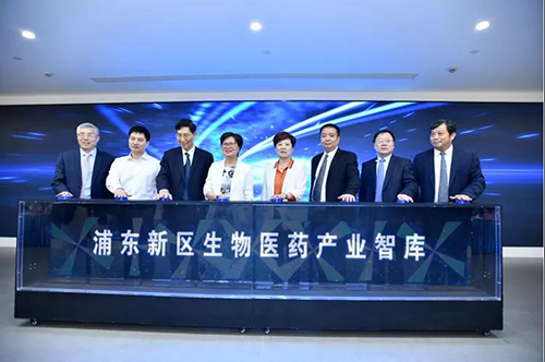 ����÷������ϯ�ֶ�����ҽҩ��ҵ�ǿ������ʽ