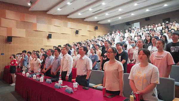 ����÷����ְԱ�����Ĵ�