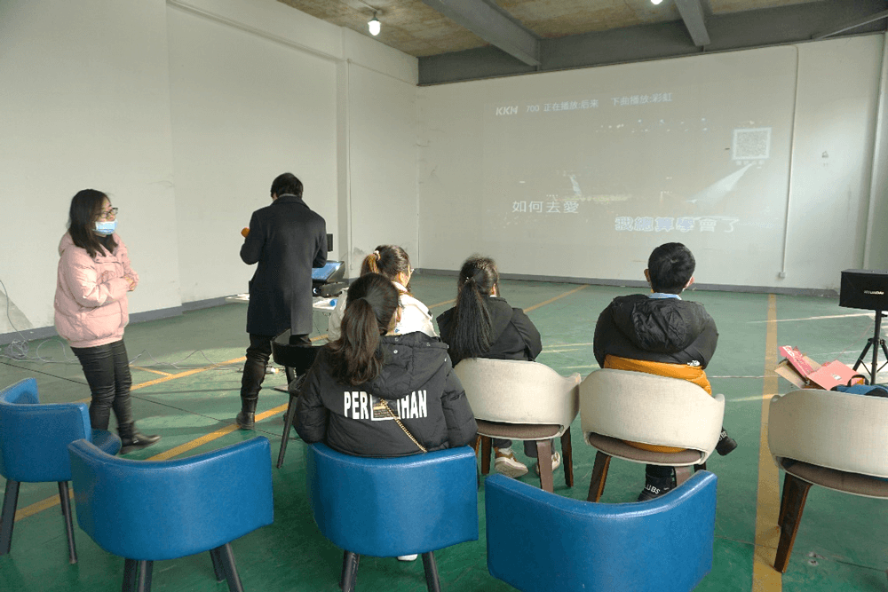 �ڴ��� �������족 �˶��У�����������÷�����������ڵ�Ա��׼���˸����ʵ��˶�