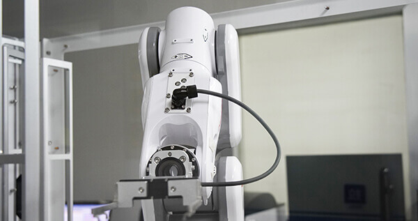 MEGAROBO Elisa ϴ���