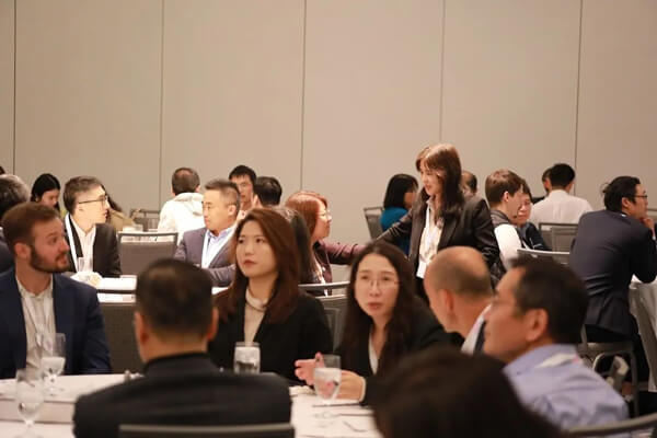 ÃÀ¸ß÷ÁÁÏàµÚ25½ìSAPA-NEÄê»á-1.jpg ÃÀ¸ß÷ÁÁÏàµÚ25½ìSAPA-NEÄê»á-1.jpg